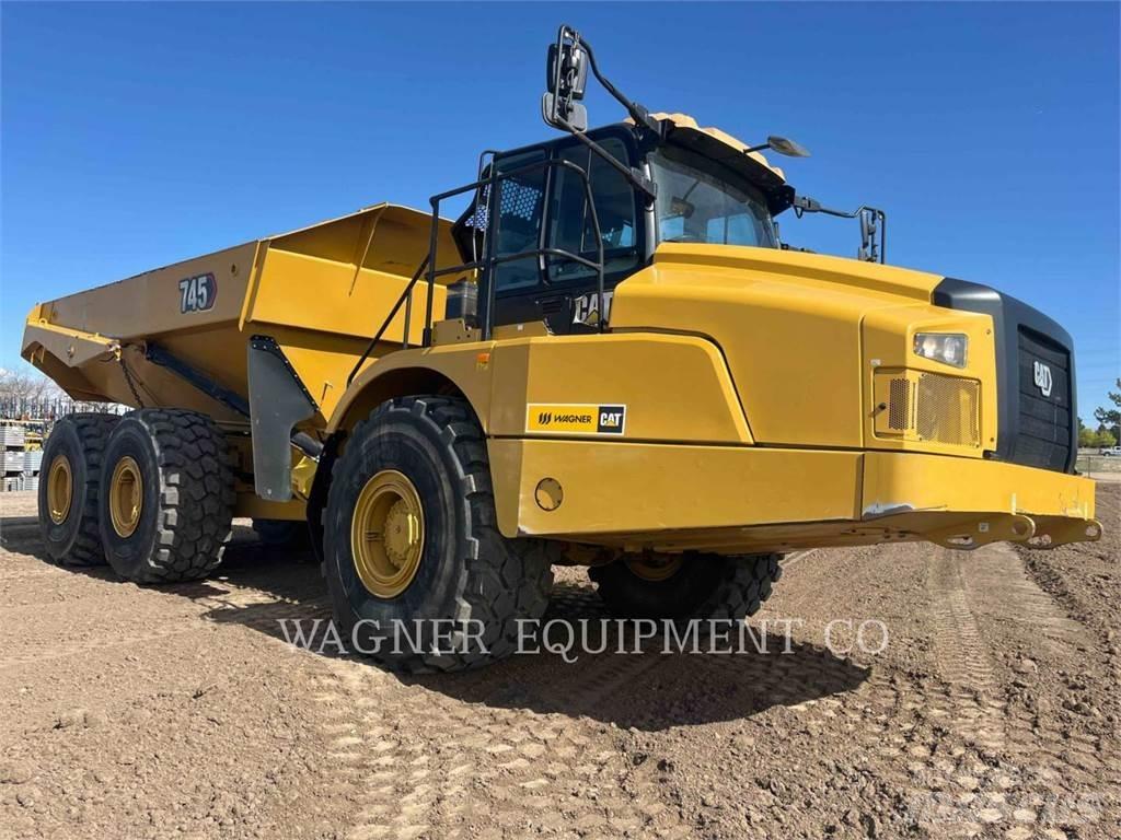 CAT 745 Дъмпери/моторни превозни средства
