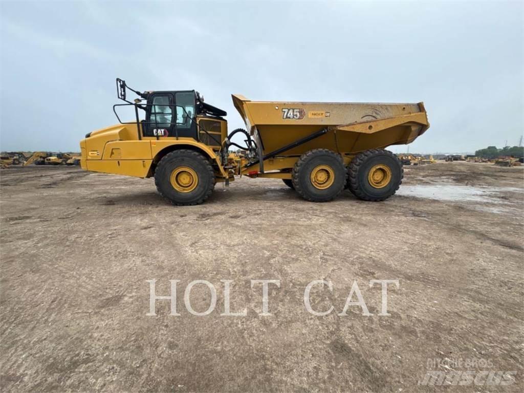 CAT 745 Дъмпери/моторни превозни средства