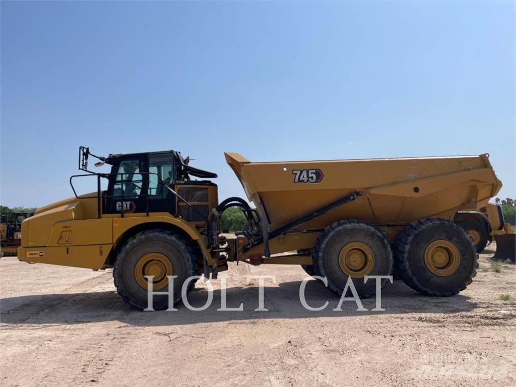 CAT 745 Дъмпери/моторни превозни средства