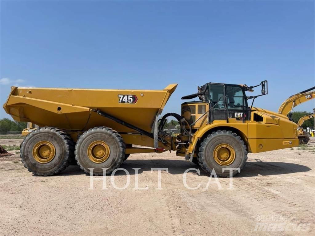 CAT 745 Дъмпери/моторни превозни средства