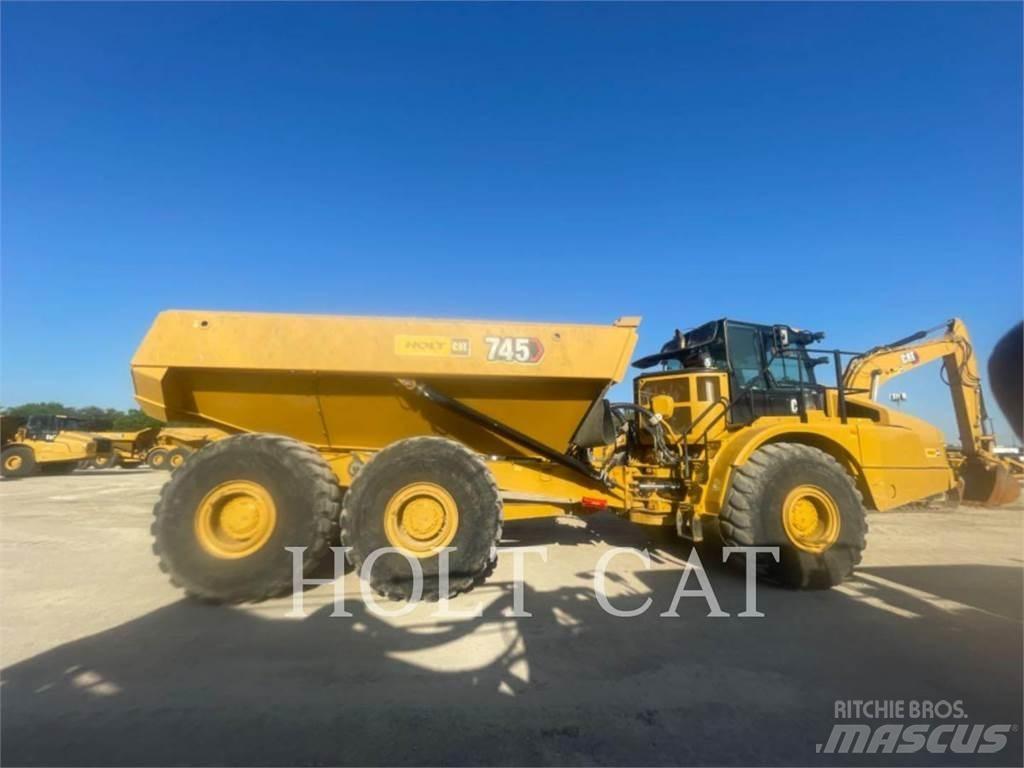 CAT 745 Дъмпери/моторни превозни средства