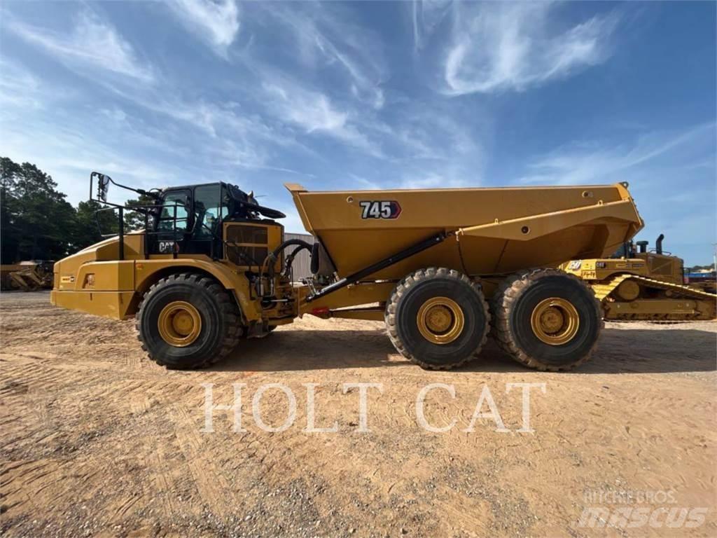 CAT 745 Дъмпери/моторни превозни средства