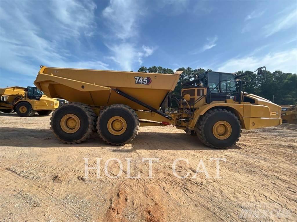 CAT 745 Дъмпери/моторни превозни средства