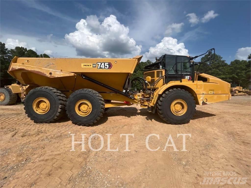 CAT 745 Дъмпери/моторни превозни средства
