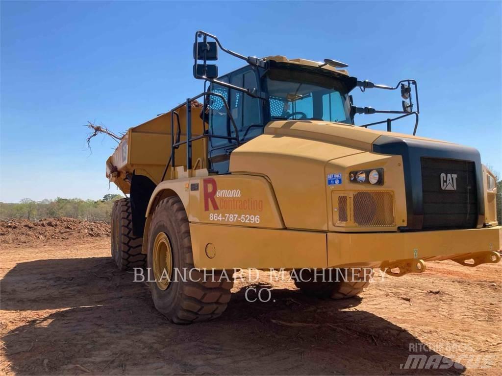 CAT 745 Дъмпери/моторни превозни средства