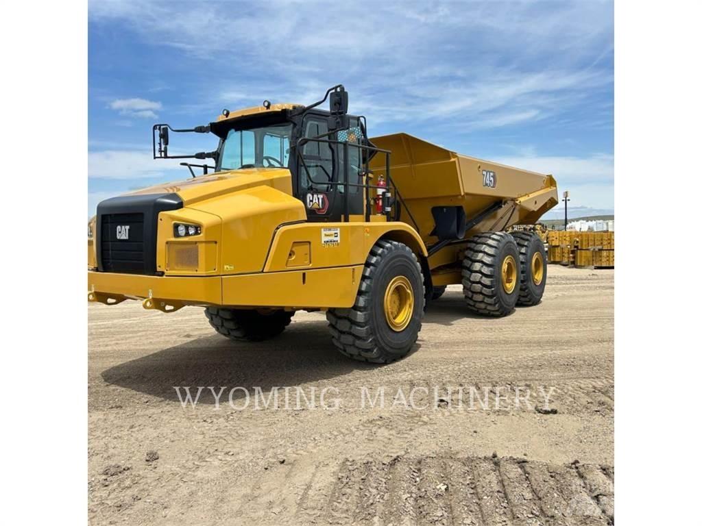 CAT 745 Дъмпери/моторни превозни средства