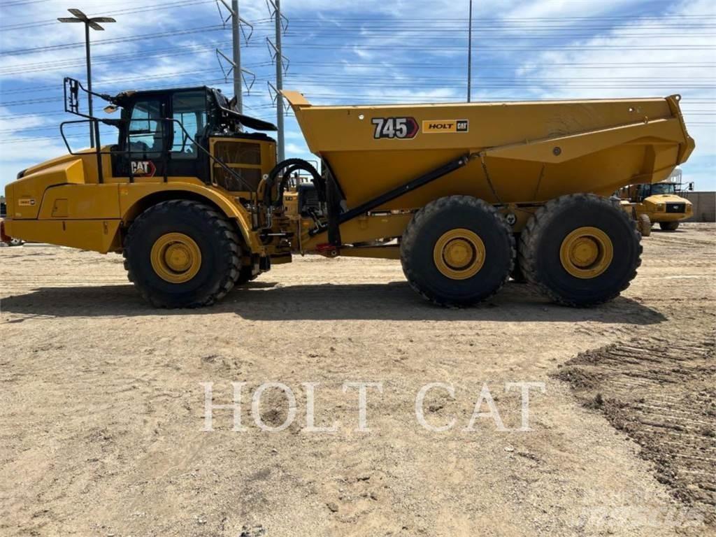 CAT 745 Дъмпери/моторни превозни средства