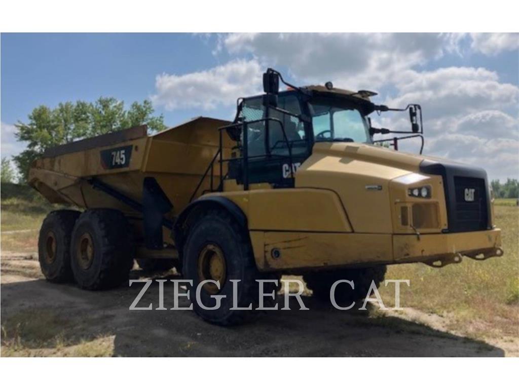 CAT 745 Дъмпери/моторни превозни средства
