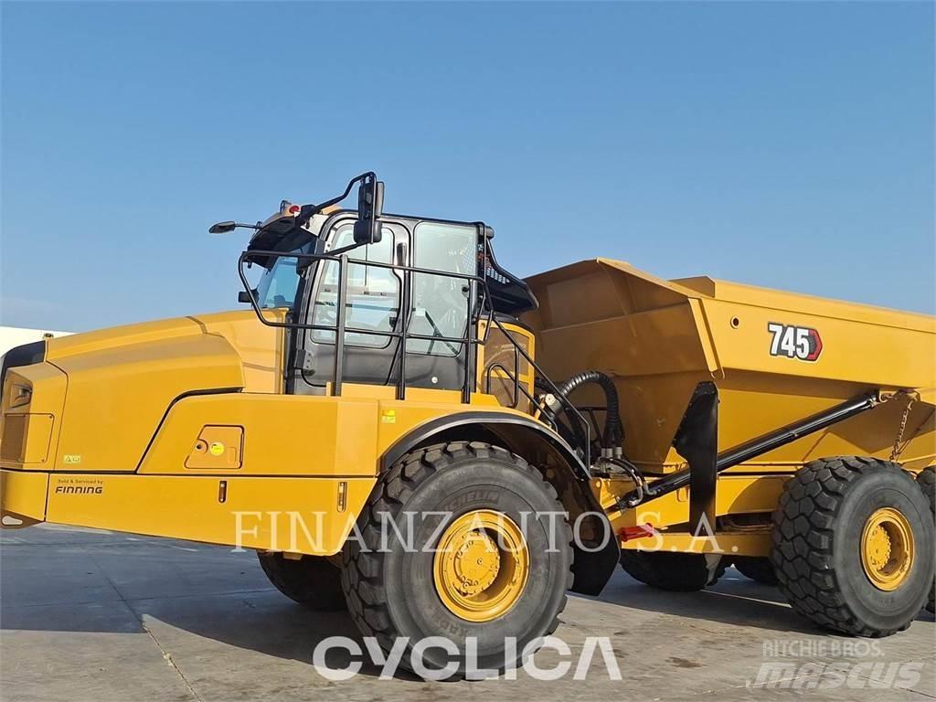 CAT 745 Дъмпери/моторни превозни средства