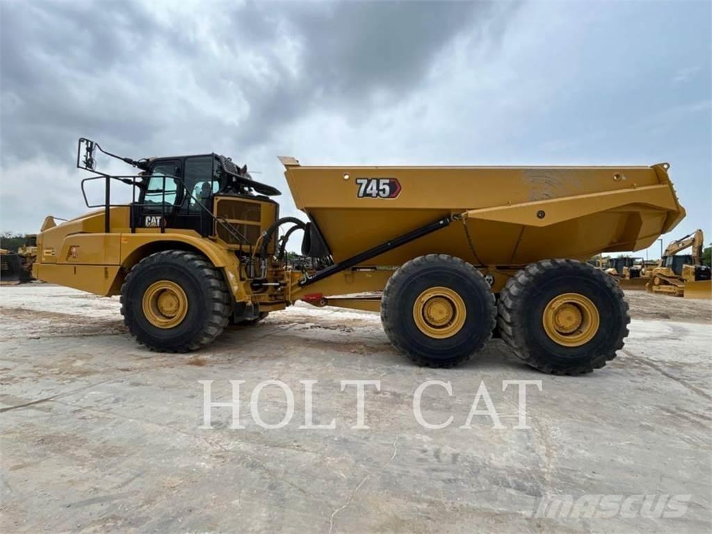 CAT 745 Дъмпери/моторни превозни средства