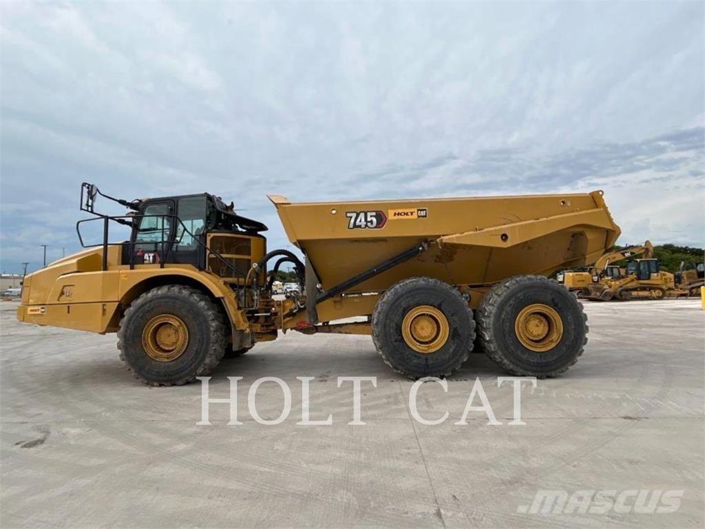 CAT 745 Дъмпери/моторни превозни средства