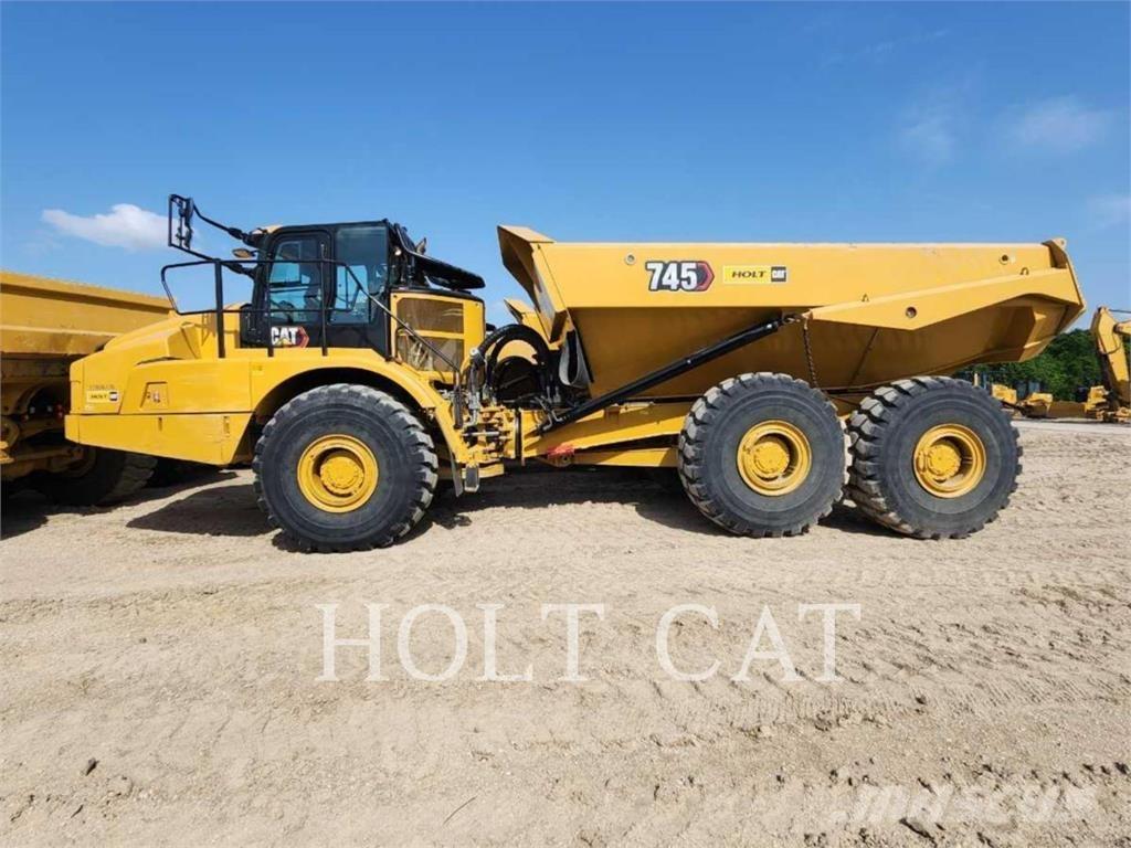 CAT 745 Дъмпери/моторни превозни средства