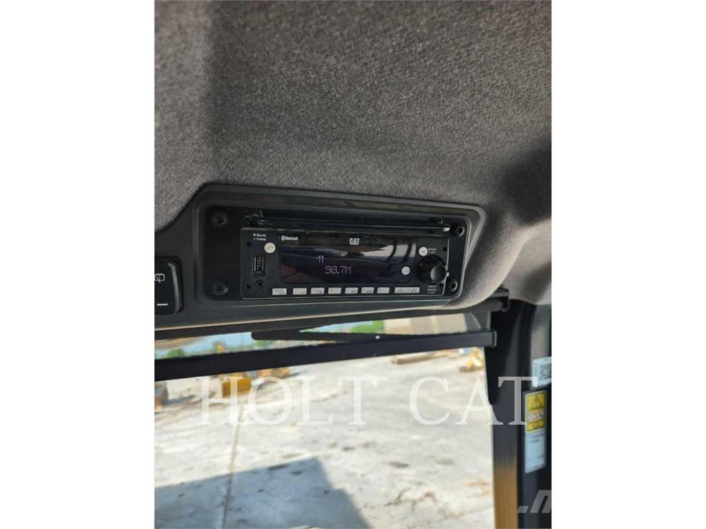CAT 745 Дъмпери/моторни превозни средства