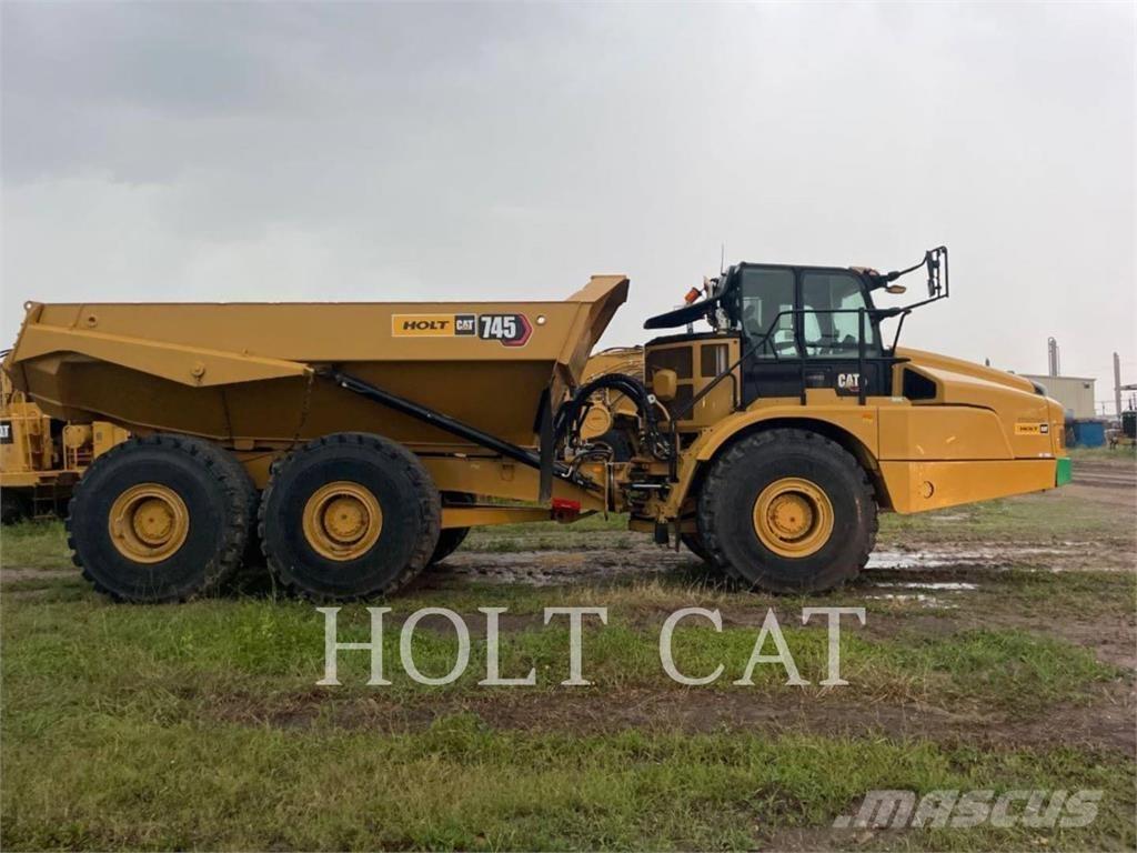 CAT 745 Дъмпери/моторни превозни средства