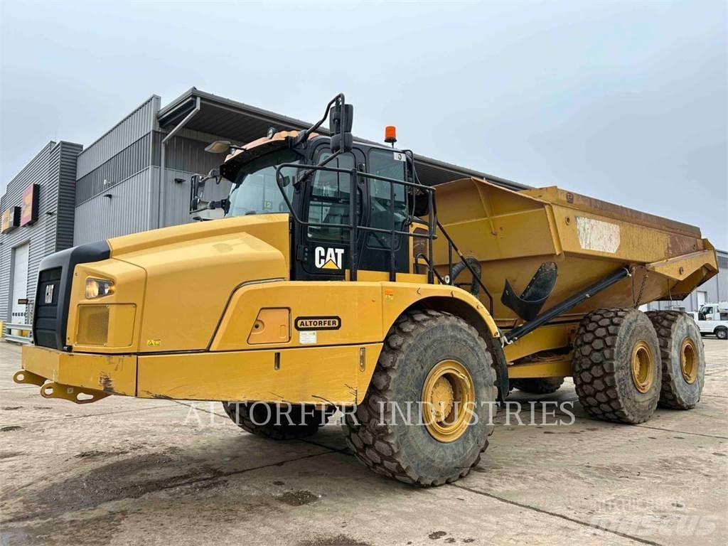 CAT 745 Дъмпери/моторни превозни средства