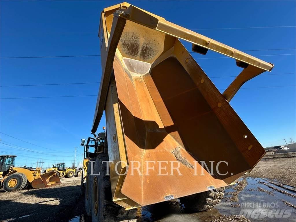 CAT 745-04 Дъмпери/моторни превозни средства