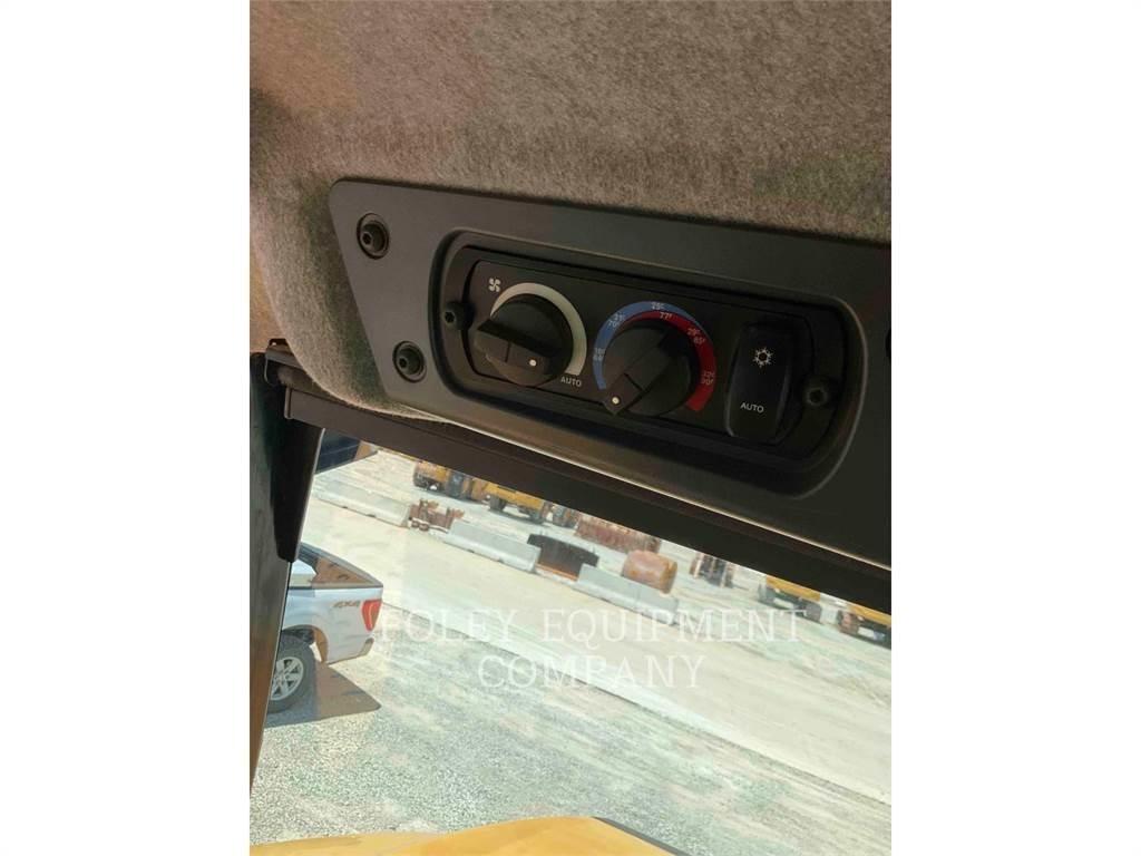 CAT 745-04 Дъмпери/моторни превозни средства