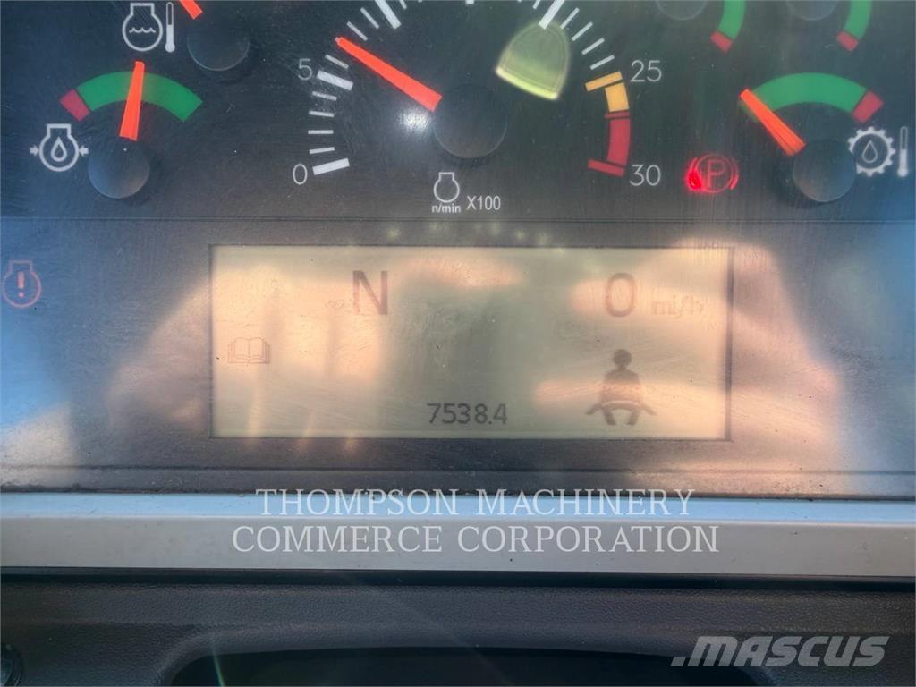 CAT 745-04 Дъмпери/моторни превозни средства