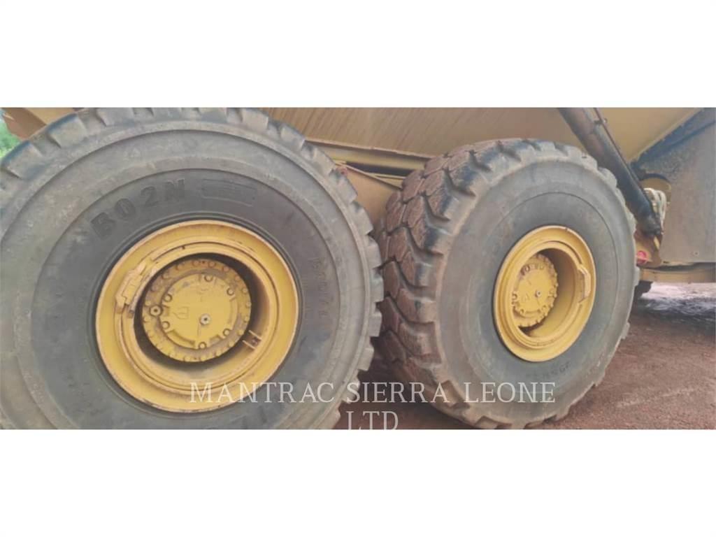 CAT 745-04LRC Дъмпери/моторни превозни средства