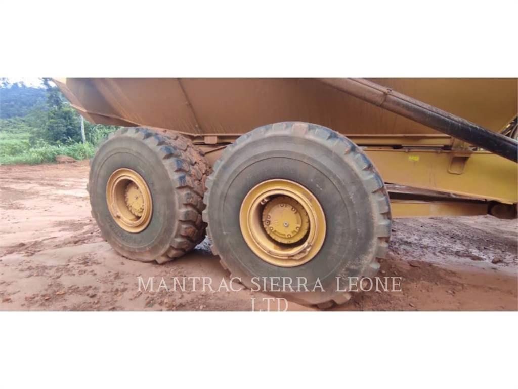 CAT 745-04LRC Дъмпери/моторни превозни средства