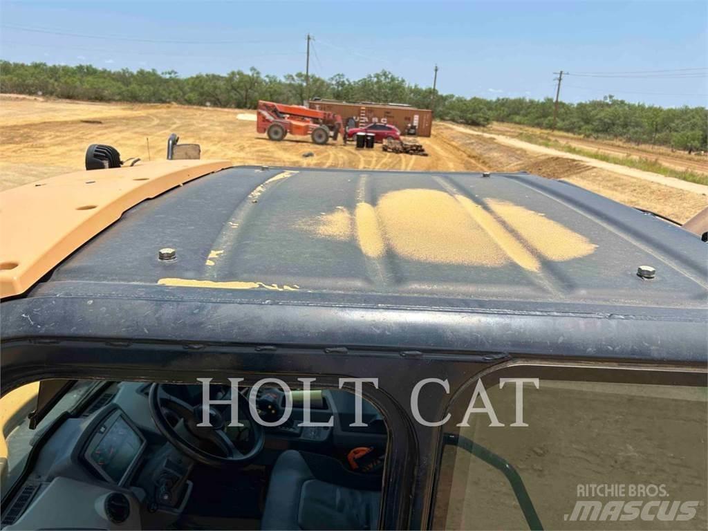 CAT 74504 Дъмпери/моторни превозни средства