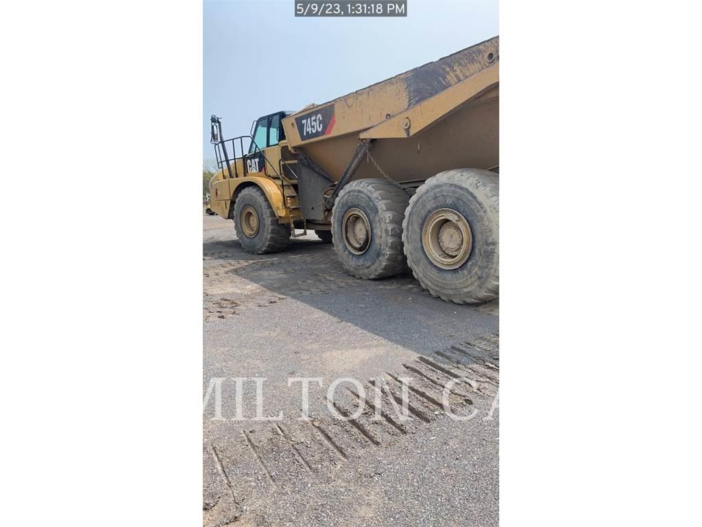 CAT 745C Дъмпери/моторни превозни средства