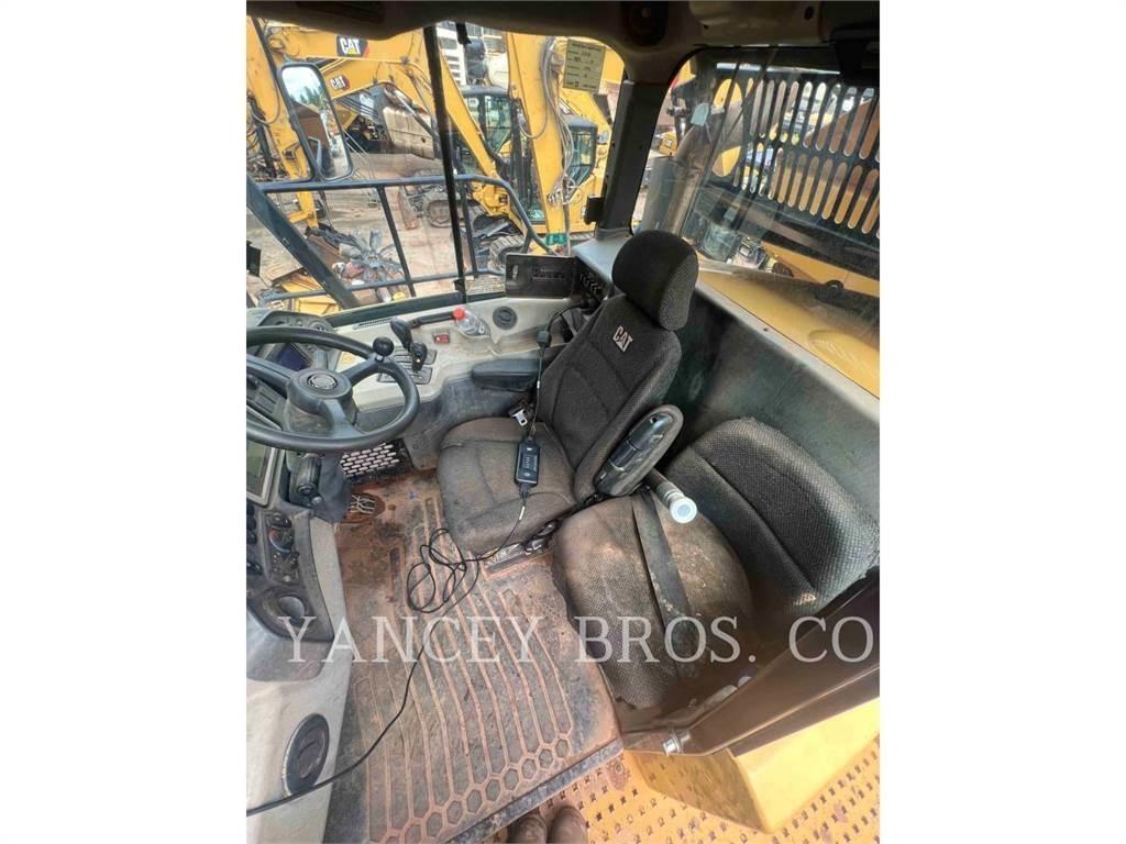CAT 745C Дъмпери/моторни превозни средства