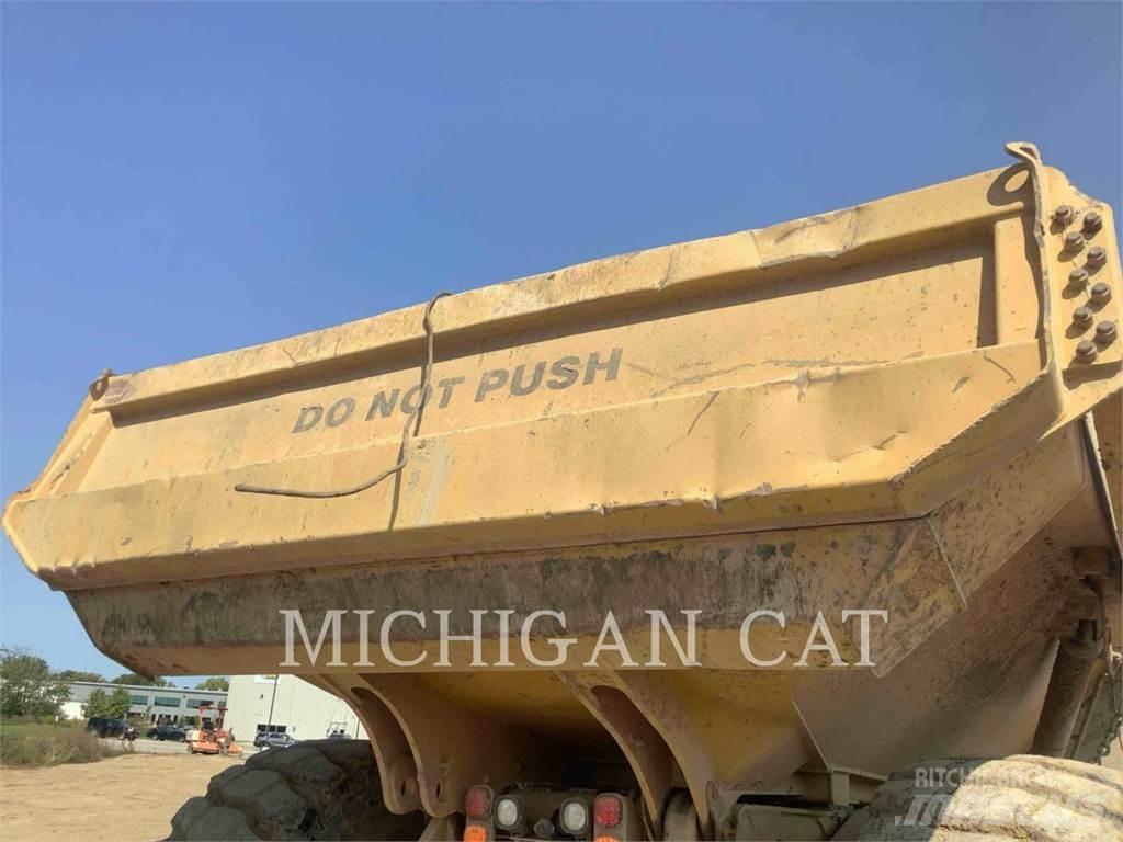 CAT 745C Дъмпери/моторни превозни средства