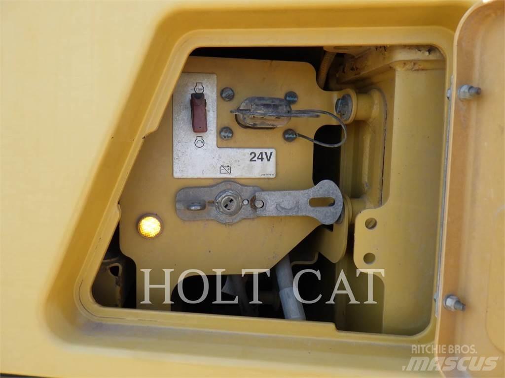 CAT 745C Дъмпери/моторни превозни средства