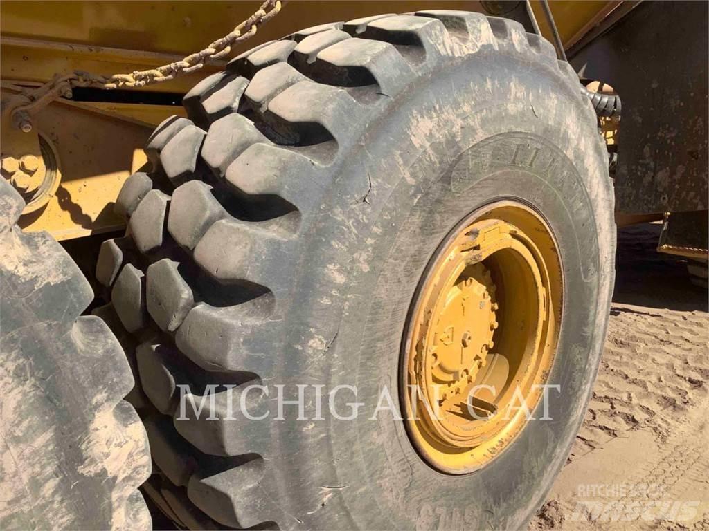 CAT 745C T Дъмпери/моторни превозни средства