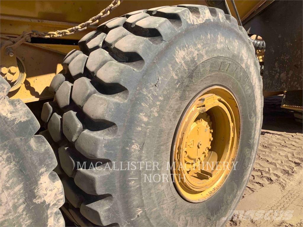 CAT 745C T Дъмпери/моторни превозни средства