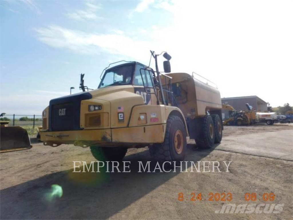 CAT 745C WT Цистерни за вода
