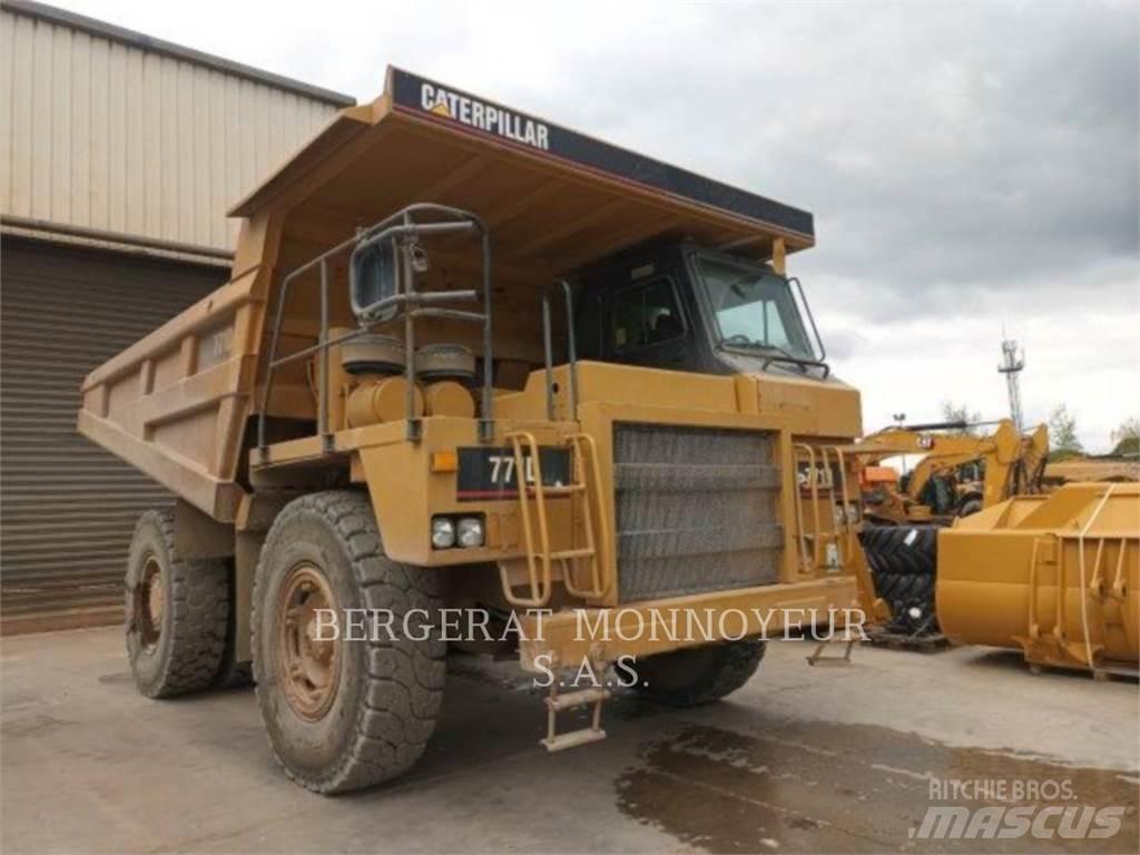 CAT 771D Дъмпери/моторни превозни средства
