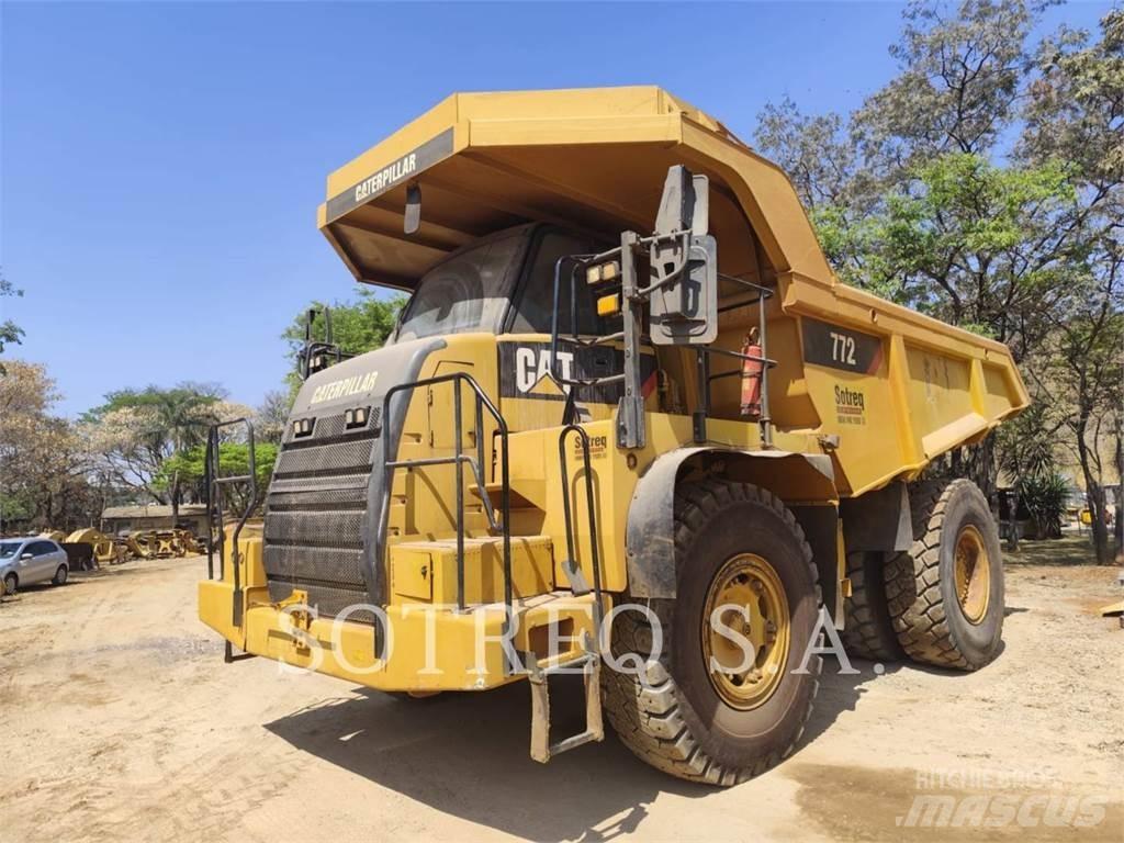 CAT 772 Дъмпери/моторни превозни средства