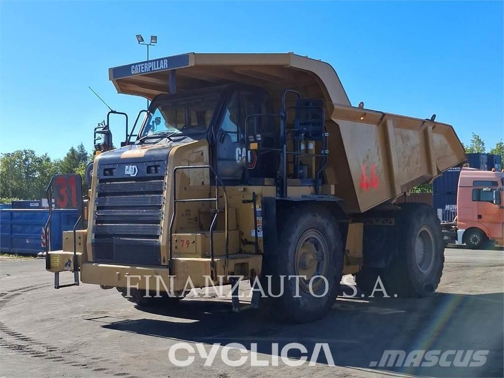 CAT 772G Дъмпери/моторни превозни средства