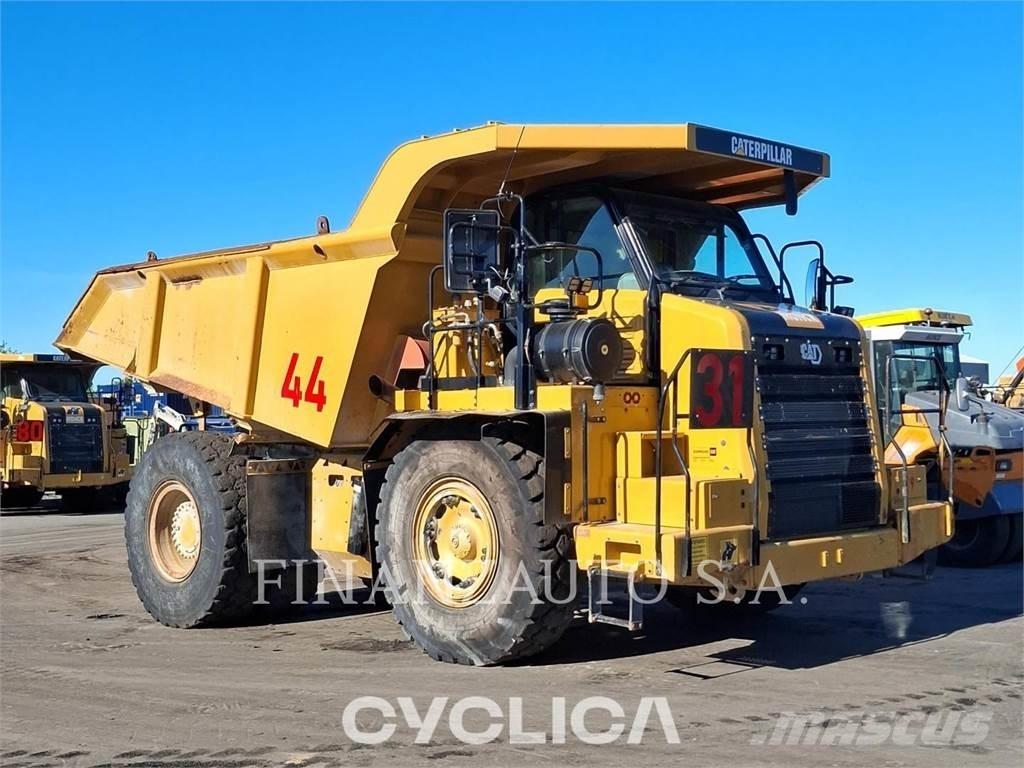 CAT 772G Дъмпери/моторни превозни средства