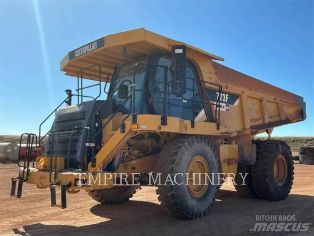 CAT 773F Дъмпери/моторни превозни средства