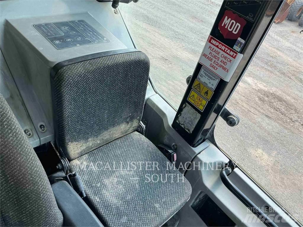 CAT 773F Дъмпери/моторни превозни средства