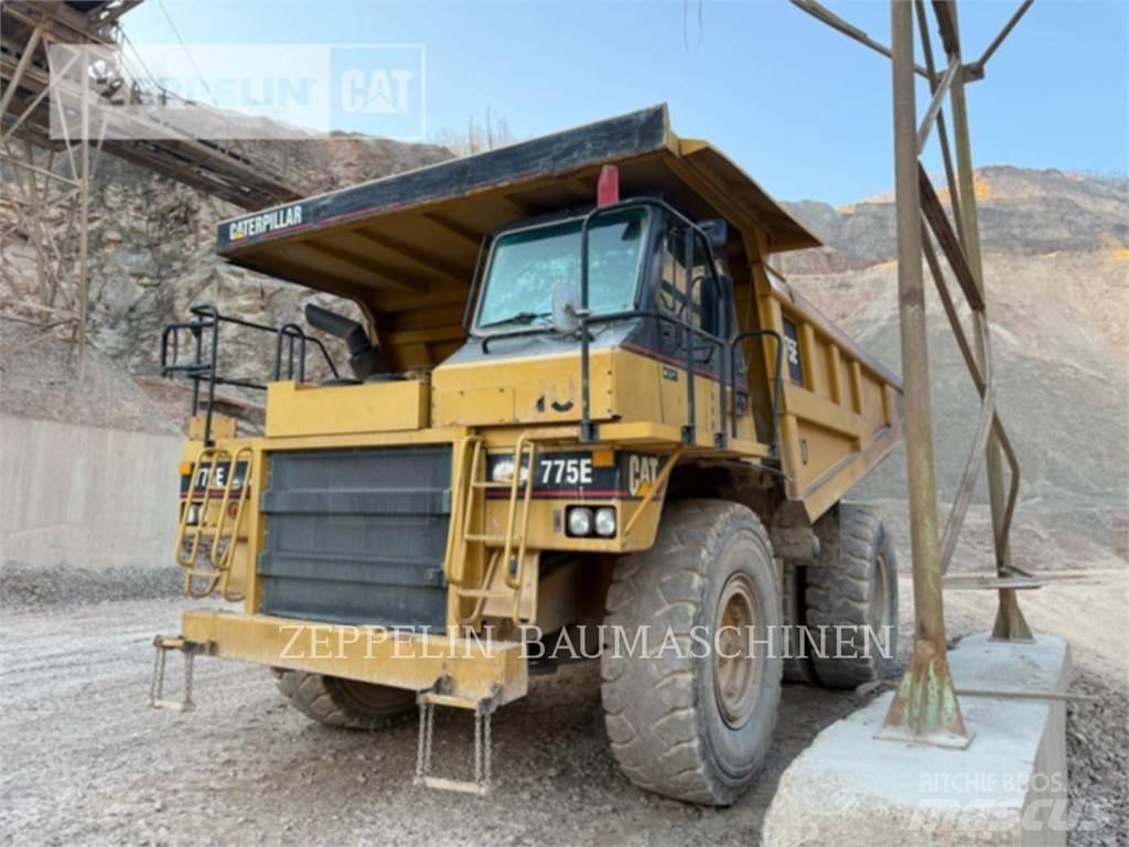 CAT 775E Дъмпери/моторни превозни средства