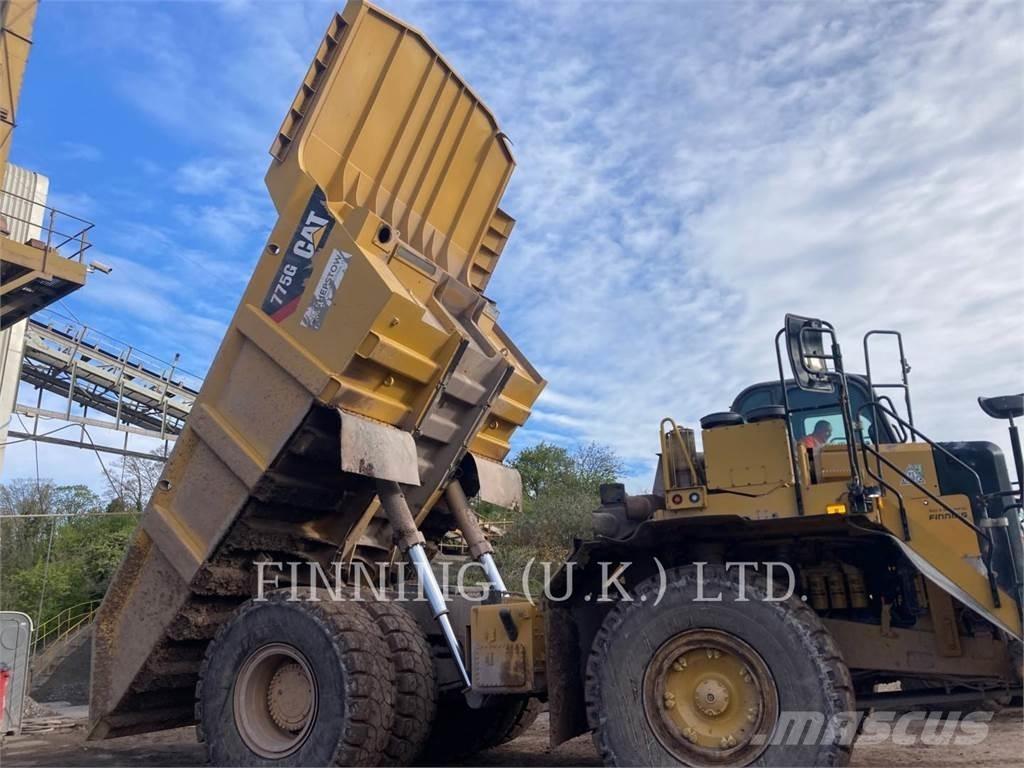 CAT 775G Дъмпери/моторни превозни средства