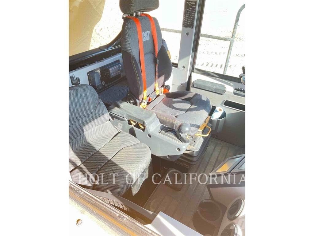 CAT 775G Дъмпери/моторни превозни средства