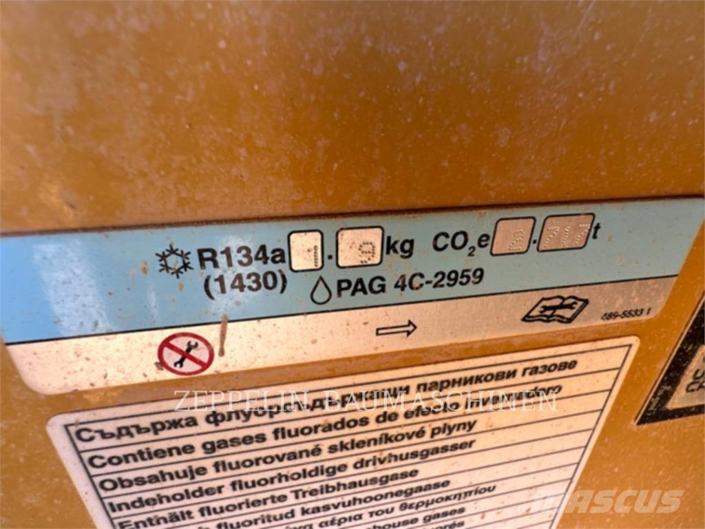 CAT 775G Дъмпери/моторни превозни средства