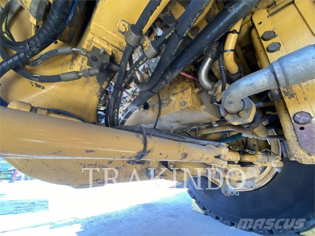 CAT 777E Дъмпери/моторни превозни средства