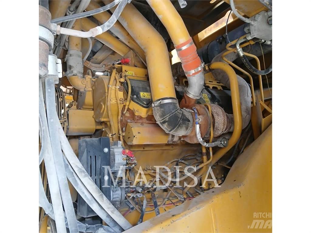 CAT 777F Дъмпери/моторни превозни средства