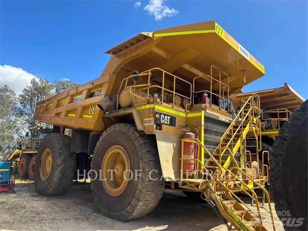CAT 785D Дъмпери/моторни превозни средства