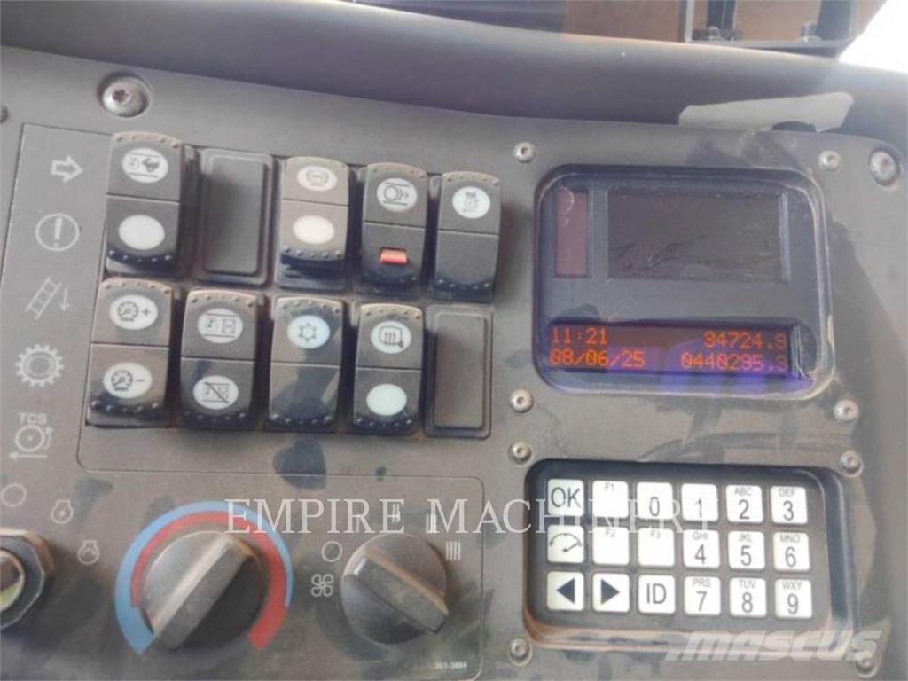 CAT 789D Дъмпери/моторни превозни средства