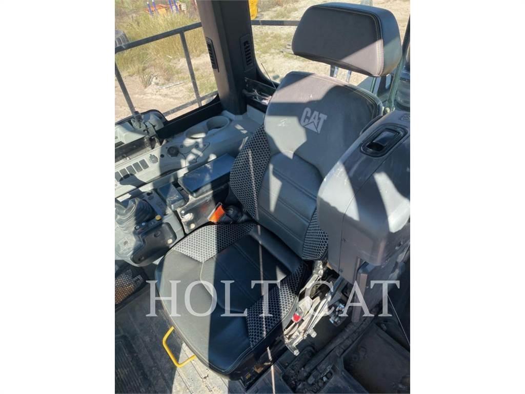 CAT 815 Уплътнители за почва

