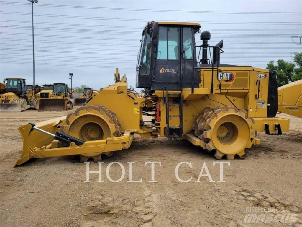 CAT 815 Уплътнители за почва
