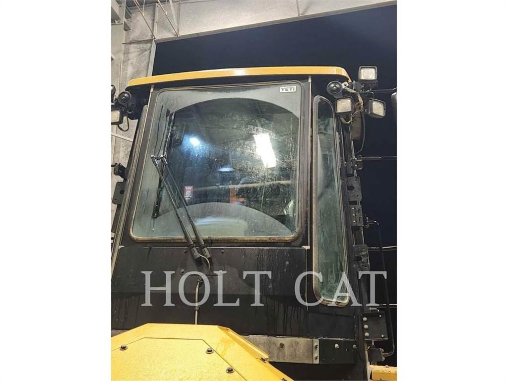 CAT 815 Уплътнители за почва
