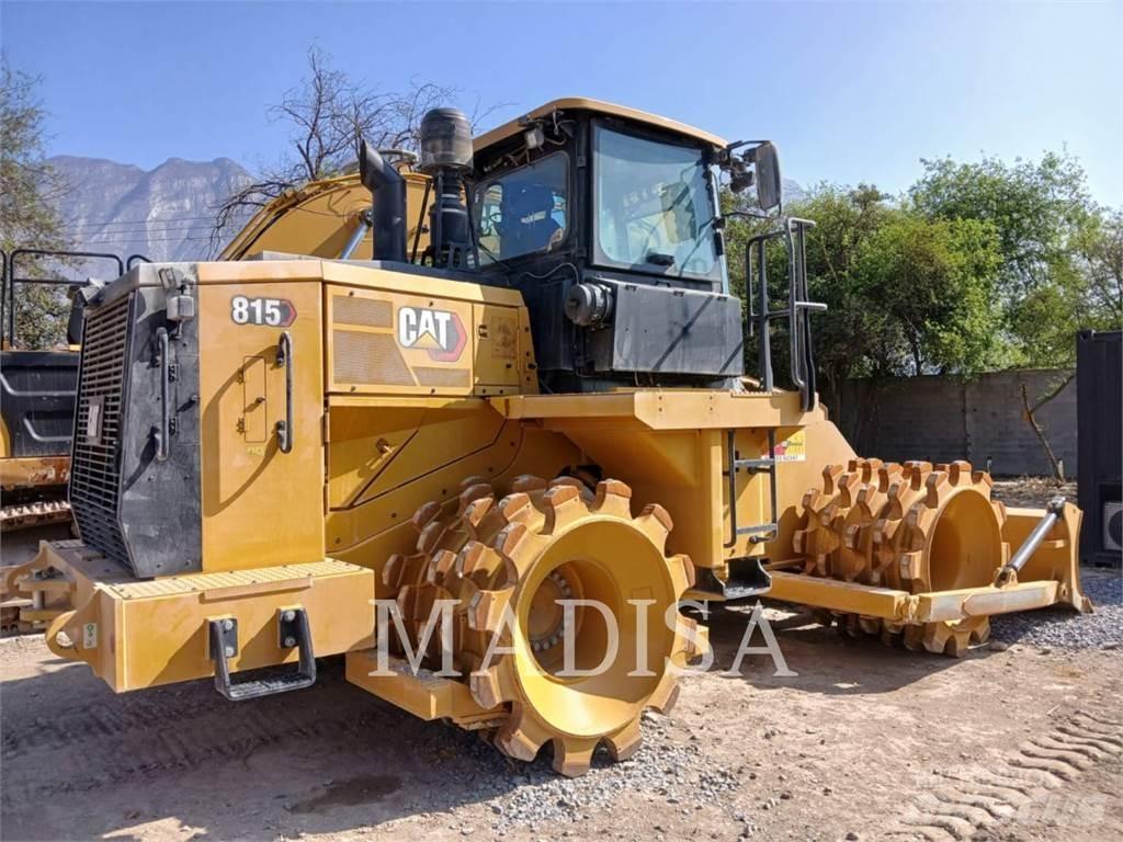 CAT 815 Уплътнители за почва
